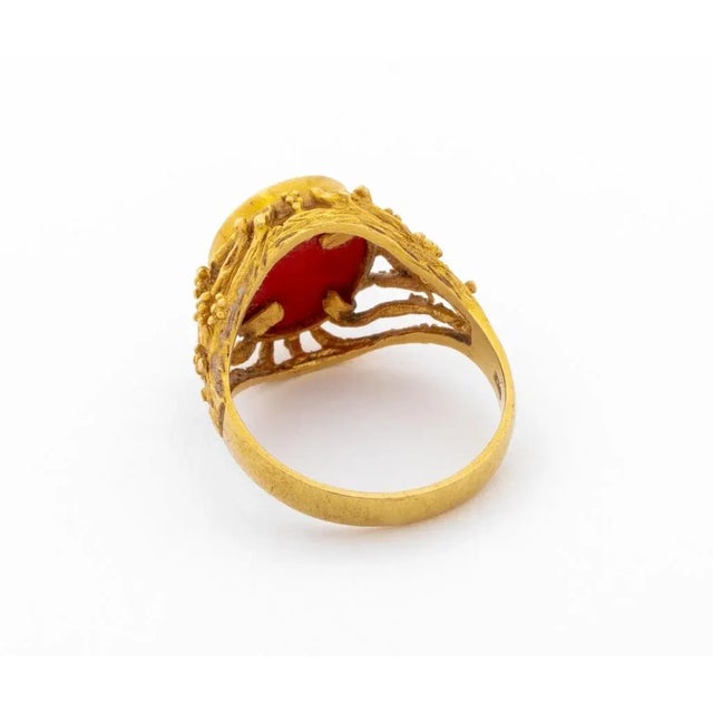 Late 20th Century 18k Yellow Gold Faux Coral Ring For Sale - Image 5 of 6