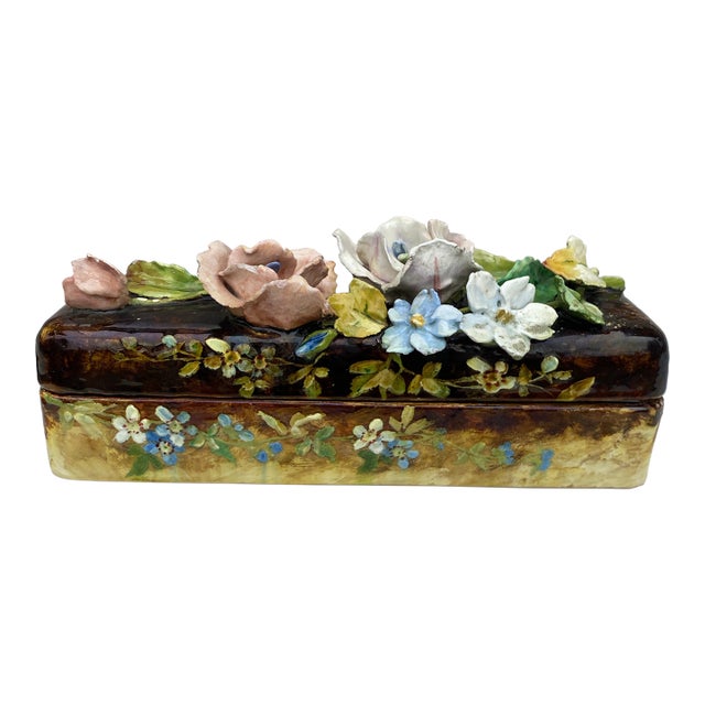 Large Rare 19th Century Majolica Flowers Box For Sale