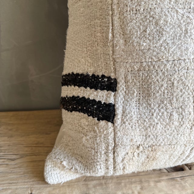 Mid-Century Modern Vintage Turkish Hemp Rug Pillow 22" X 22" With Down Insert For Sale - Image 3 of 8