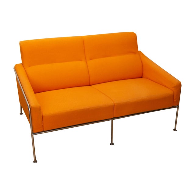 Airport 3300 Sofa by Arne Jacobsen for Fritz Hansen, 1992 For Sale - Image 17 of 17