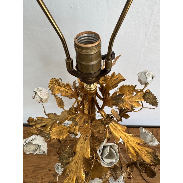 Vintage Gilt Metal Floral Lantern Table Lamp – Hollywood Regency French Style For Sale In San Francisco - Image 6 of 11