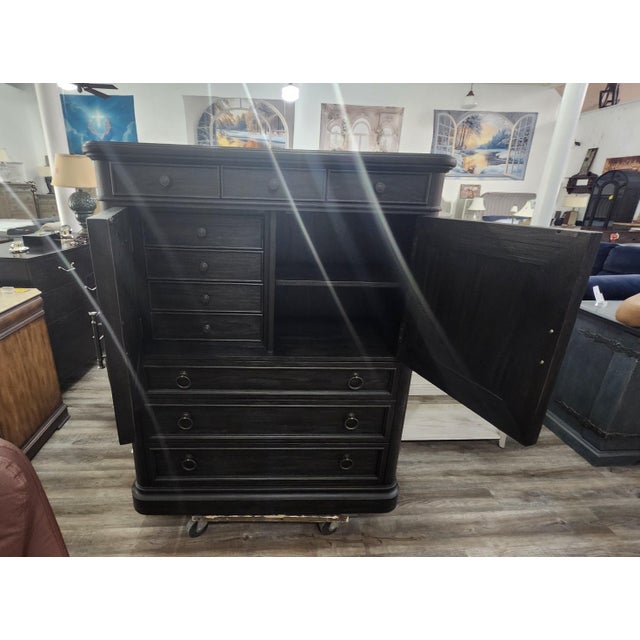 Art Furniture Bedroom Atrium 6 Drawer Chest, Attributed For Sale - Image 4 of 10