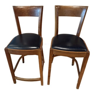 21st Century Thomas Moser Counter‑Height Stools — Set of Two For Sale