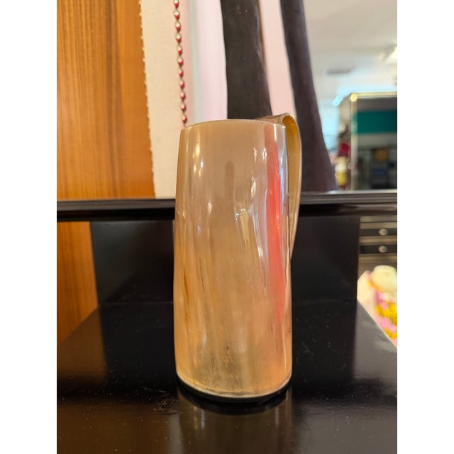 Hand Polished Horn Cup With Curved Handle and Bronze Base For Sale In Miami - Image 6 of 7