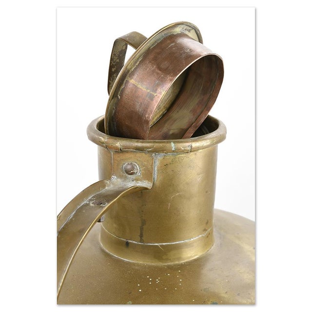 Vintage Golden Vase in Brass For Sale - Image 3 of 6