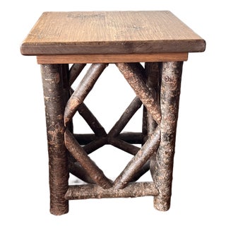 1980s Adirondack / Folk Art Theme, Rustic Log Accent Table, Cabin Lodge Log & Twig Side Table. White Pine & Birch For Sale