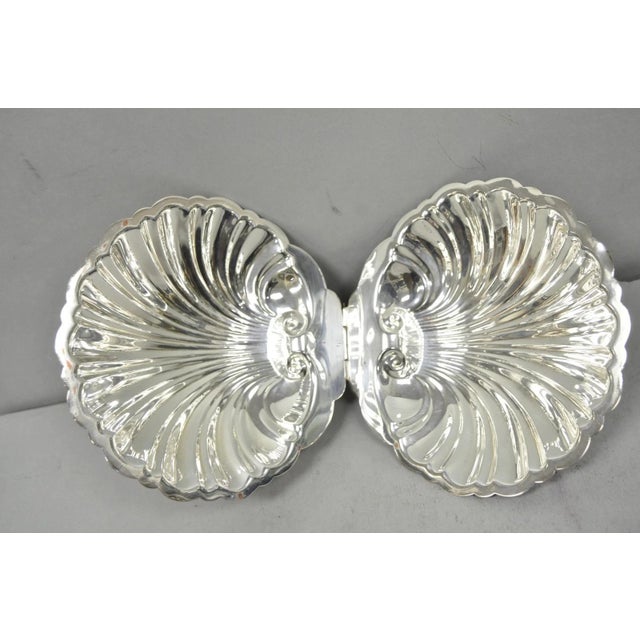 Vintage English Regency Silver Plated Clam Shell Table Butler Serving Dish For Sale - Image 11 of 17