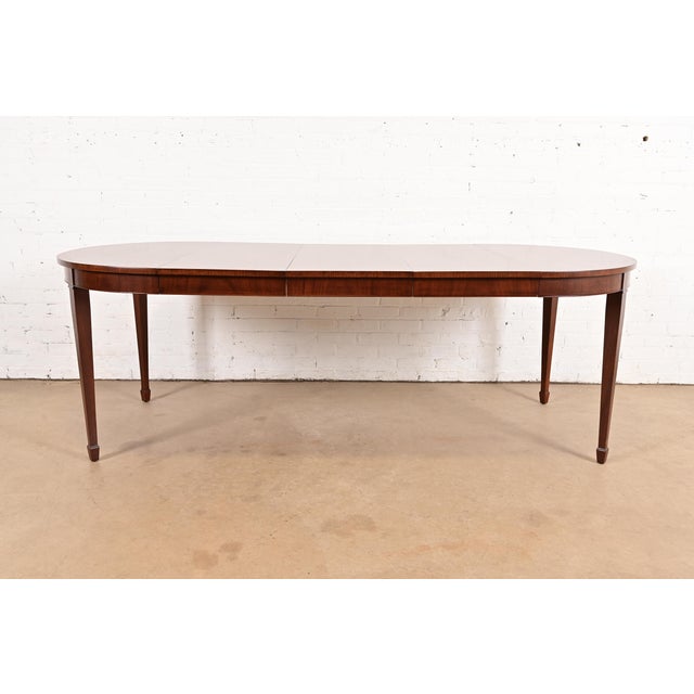 Hepplewhite Kindel Furniture Federal Banded Mahogany Extension Dining Table, Newly Refinished For Sale - Image 3 of 14