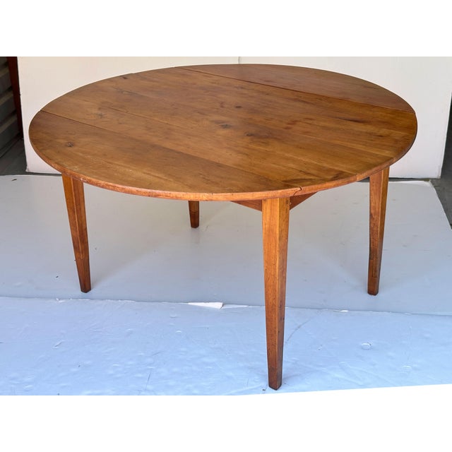 French Provincial Drop-Leaf Table of Cherrywood With Round Top For Sale In Austin - Image 6 of 18