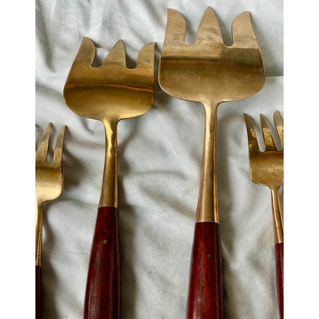 Brass Mid 20th Century Rosewood & Brass Service for 6 Desert Fish Serving Forks Set 8 Pieces Flatware For Sale - Image 8 of 9