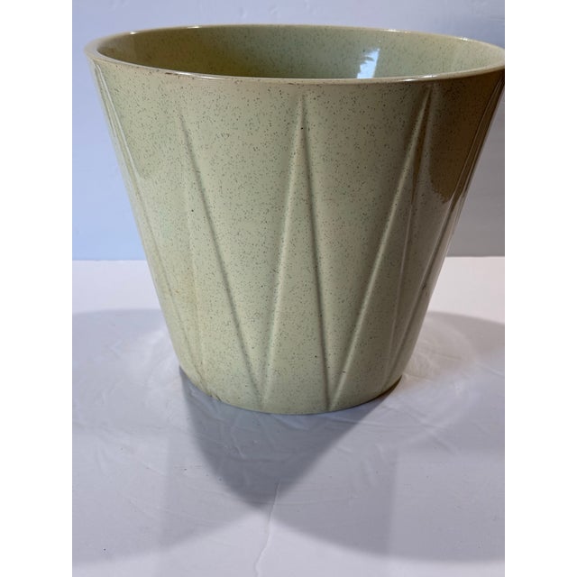 Bauer Speckled Mint Green #10 Pinnacle Mid Century Modern Planter