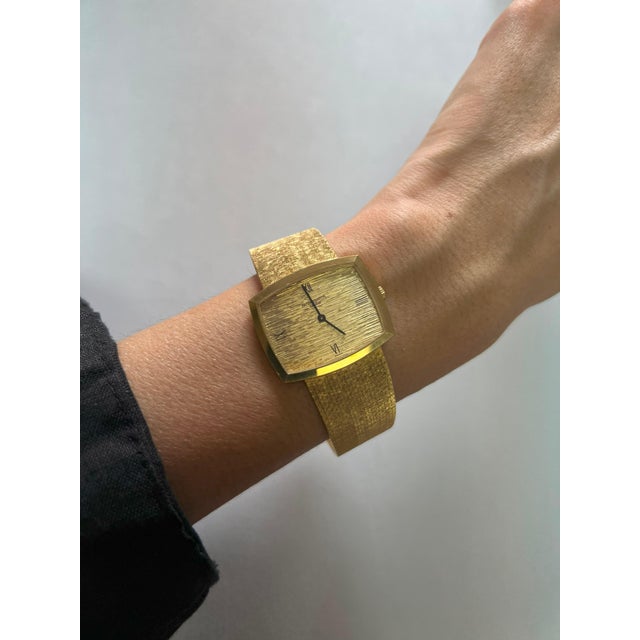 Patek Phillipe 18 Karat Yellow Gold Textured Gold Vintage Estate Watch For Sale - Image 9 of 17