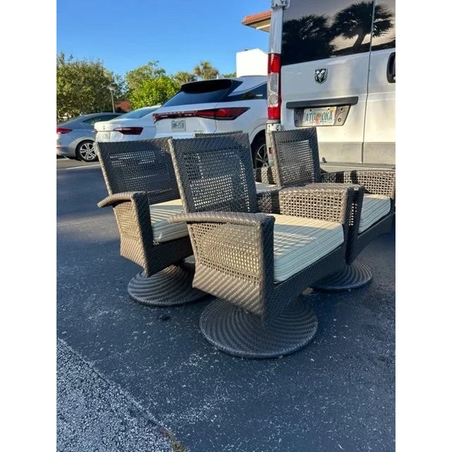 Set of 4 Woodard Woven Outdoor Swivel Chairs With Cushion. For Sale - Image 4 of 4
