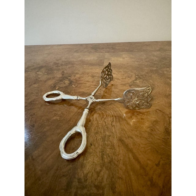 1900 - 1909 Antique Silver Serving Tongs, 1900 For Sale - Image 5 of 6