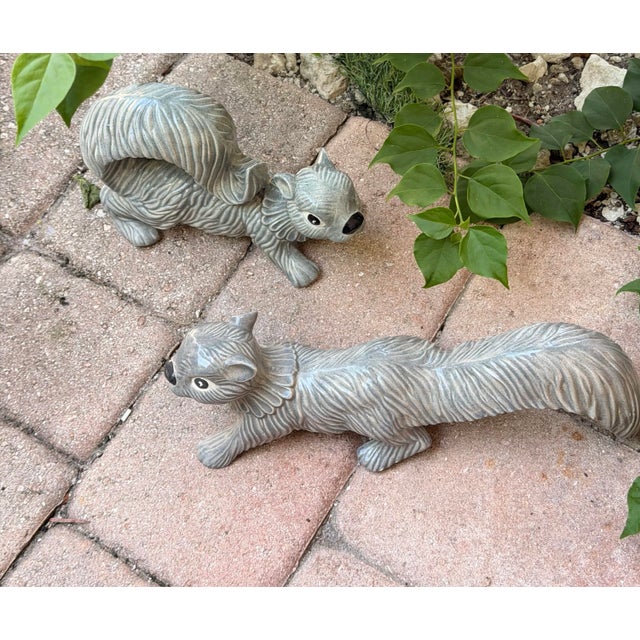 Vintage Ceramic Squirrels Life Size - A Pair For Sale In Miami - Image 6 of 10