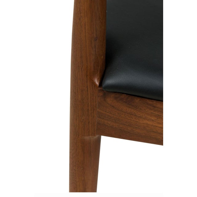 12 Walnut and Leather Dining Chair's in the Style of Hans Wegner For Sale In Chicago - Image 6 of 11