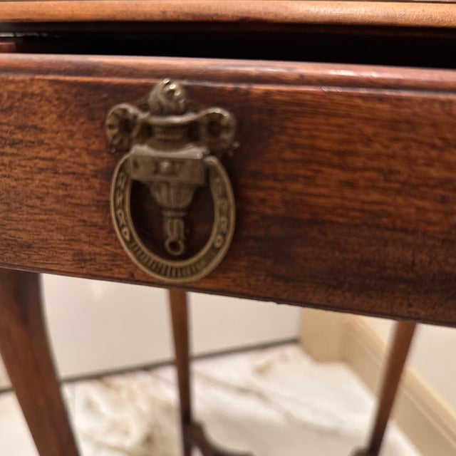 Vintage the Bernhard Flower Chippendale Style Wood Stand For Sale - Image 9 of 12