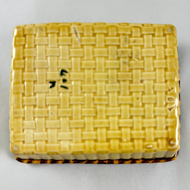 19th Century Minton English Majolica Yellow Earthenware Trinket Basket For Sale - Image 10 of 12