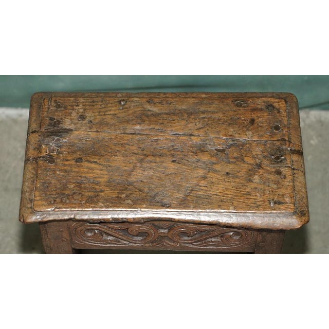 Charles II Carved Oak S-Scroll Stool, 1660s For Sale - Image 4 of 18