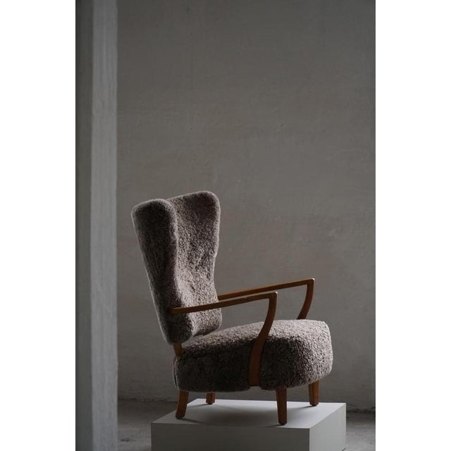 Danish Modern High-Back Lounge Chair in Oak and Lambswool by Viggo Boesen, 1950s For Sale - Image 4 of 18