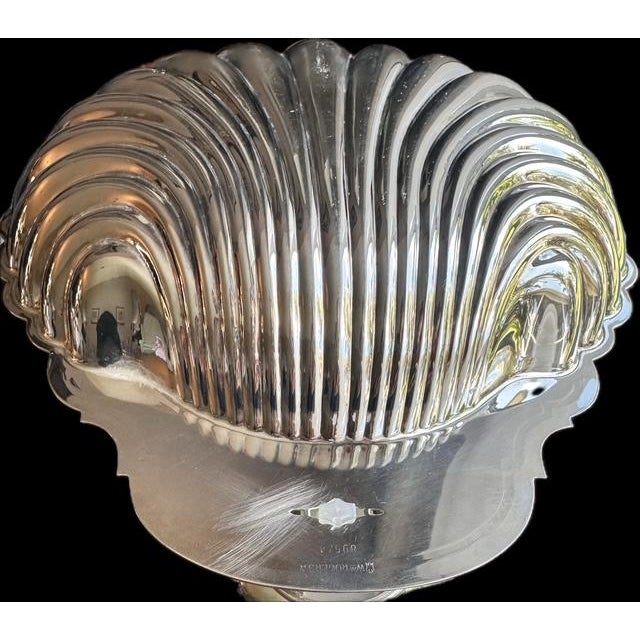 Vintage Mid Century w.m Rogers Silverplate Scallop Clam Shell Tray With Serving Dish For Sale In Miami - Image 6 of 9