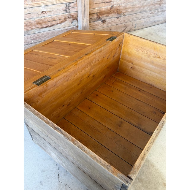 Late 19th Century Primitive Pine Blanket Storage Chest on Original Casters For Sale - Image 4 of 12