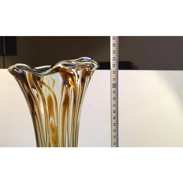 Large Art Nouveau Glass Vase with Amber Threading, 1910s For Sale - Image 10 of 11