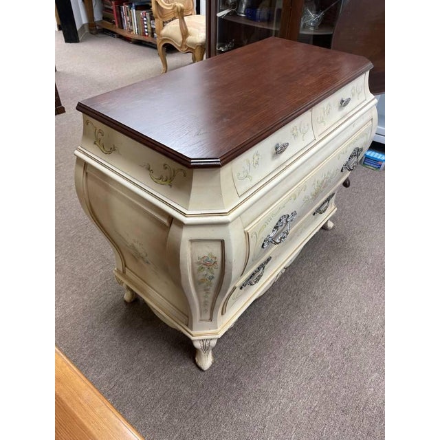 Late 20th Century White Bombay Style Chest of Drawers Dresser, Floral Print, Finished Woodgrain Top, 4 Drawers, Carved For Sale In New York - Image 6 of 12