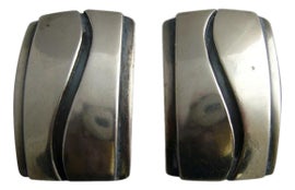 Example of Paul Lobel Jewelry and Accessories