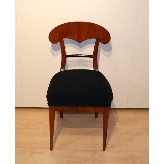 Biedermeier Cherry Veneer Shovel Chair, South Germany, 1820s For Sale - Image 3 of 15