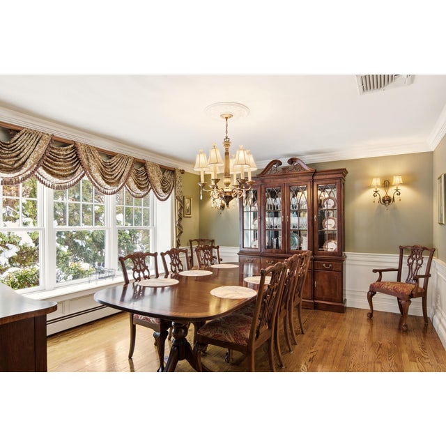Wood Vintage Ethan Allen Chippendale Style Extension Dining Table & 8 Chairs For Sale - Image 7 of 17