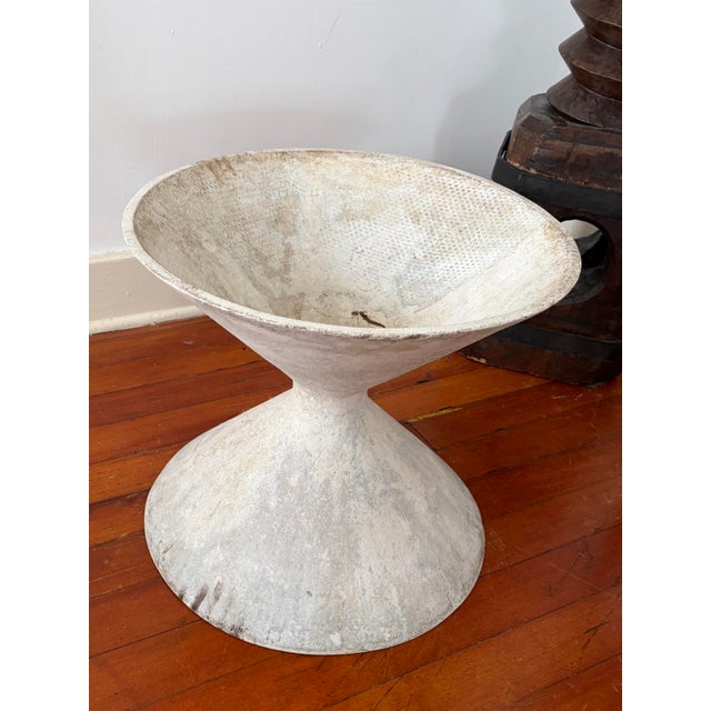 Rustic Iconic Midcentury Fatboy Diabolo Planter by Swiss Designer Willy Guhl For Sale - Image 3 of 12