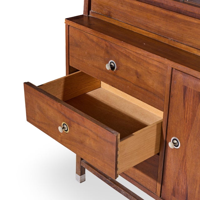 Stanley Mid Century Walnut Credenza and Hutch For Sale - Image 9 of 11