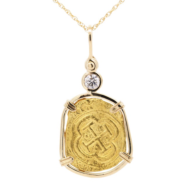 Vintage Escudo "Doubloon" 22k Replica Coin & Lab Grown Diamond 14k Gold Pendant For Sale