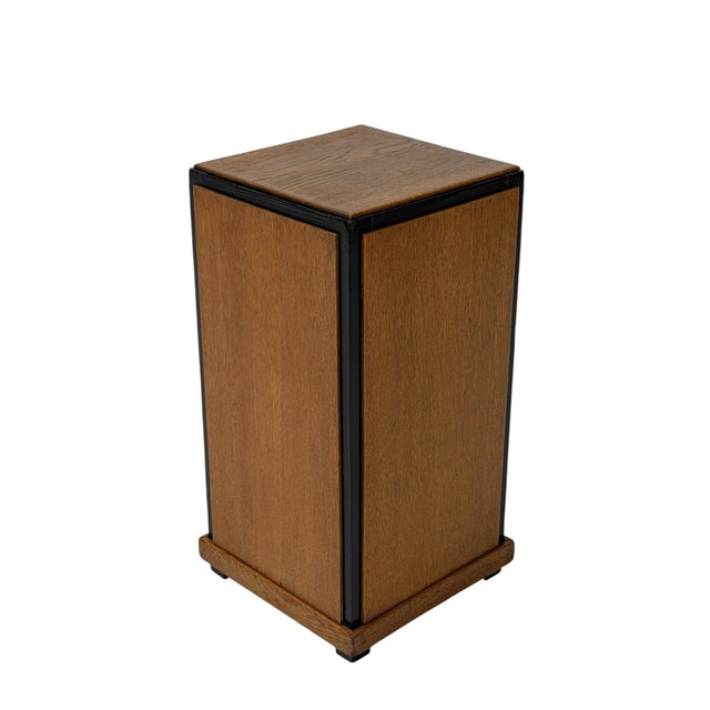 Art Deco Modernist Pedestal in Oak with Black Lacquer, 1930s For Sale - Image 9 of 9
