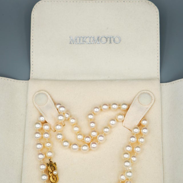 1990s Mikimoto Signed 33-Inch Akoya Pearl 18k Gold Bead Necklace For Sale - Image 9 of 9