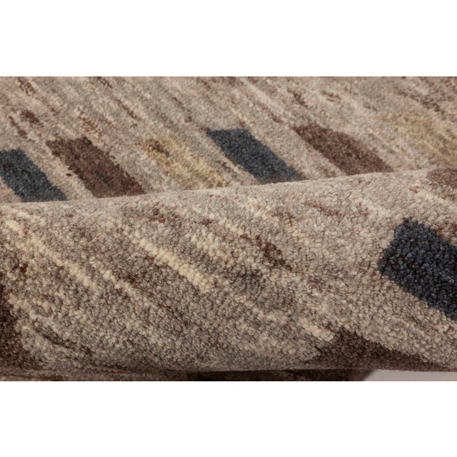 Contemporary Abstract design handmade wool rug by Doris Leslie Blau. Size: 13'0" × 18'0" (396 × 548 cm). The world of...
