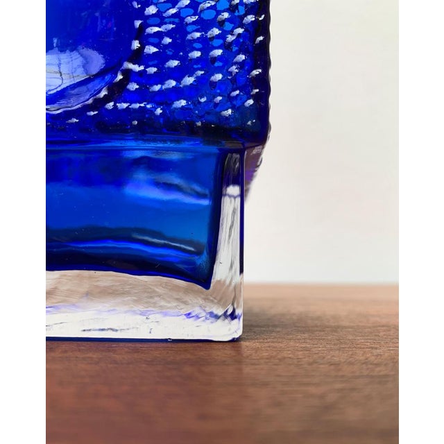 Space Age Glass Block Vase, 1960s For Sale - Image 13 of 18
