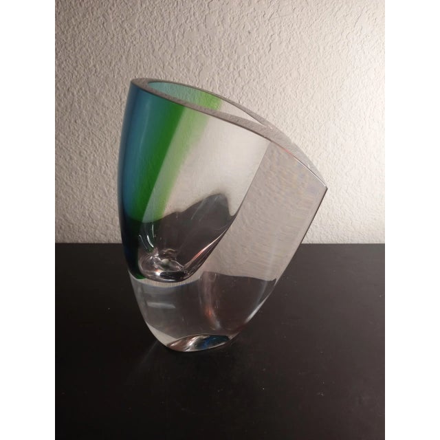 Transparent 1980s Signed Goran Warff Kosta Boda Green/Blue Sommerso Mirage Vase For Sale - Image 8 of 9