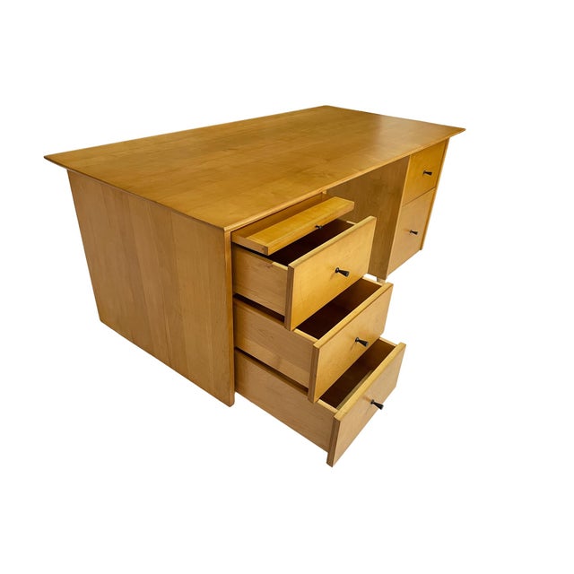 Attributed to Paul McCobb for Planner Group Maple Double Pedestal Desk, 1950s For Sale - Image 12 of 18