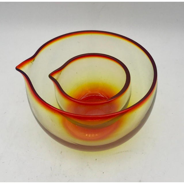Viking Glass Company 1960s Vintage Blown Glass Amberina Nesting Measuring Bowls - A Pair For Sale - Image 4 of 8