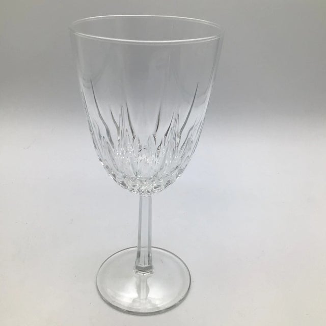 1980s French Hexagon Stemmed Crystal Water Goblets-Set of 8 For Sale - Image 5 of 13
