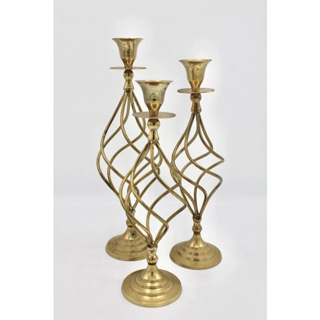 Vintage Shabby Chic Spiral Brass Candlesticks (3) For Sale In Tulsa - Image 6 of 6