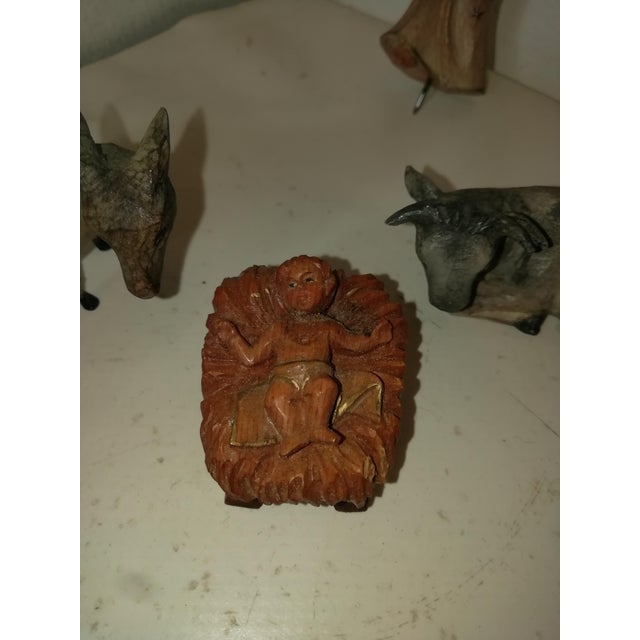 Wooden Nativity Scene by Karl Kuolt for Anri Val Gardena, Italy, 1950s, Set of 17, Set of 17 For Sale - Image 6 of 18