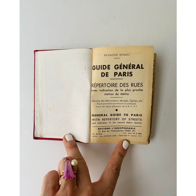 Paris Arrondissement Guidebook, France, Circa 1970s For Sale - Image 4 of 14