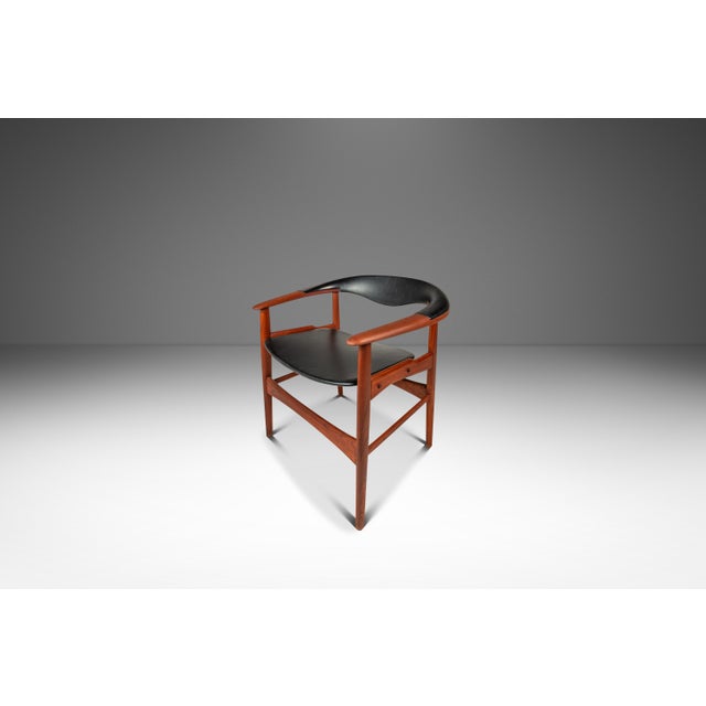 Mid-Century Modern Rare Mid-Century Danish Modern Model 171 Armchair in Stunning Original Condition by Arne Hovmand-Olsen for Jutex, Denmark, C. 1950's For Sale - Image 3 of 18