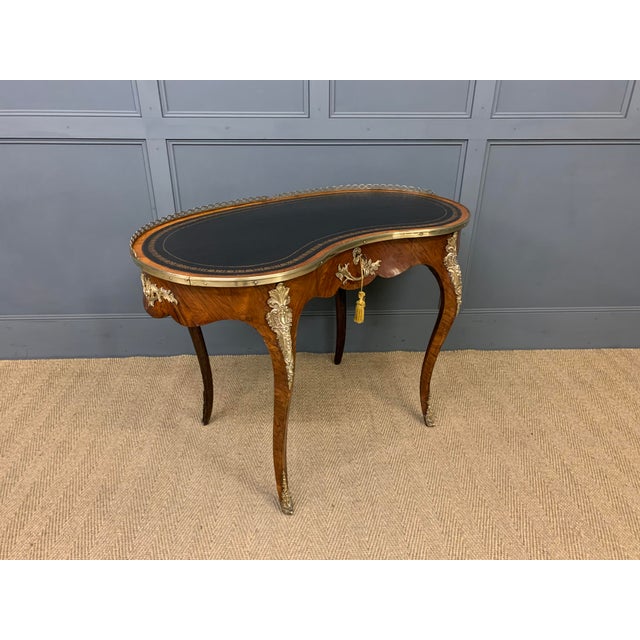 Victorian Kidney Shaped Rosewood Writing Table, 1870 For Sale - Image 6 of 16
