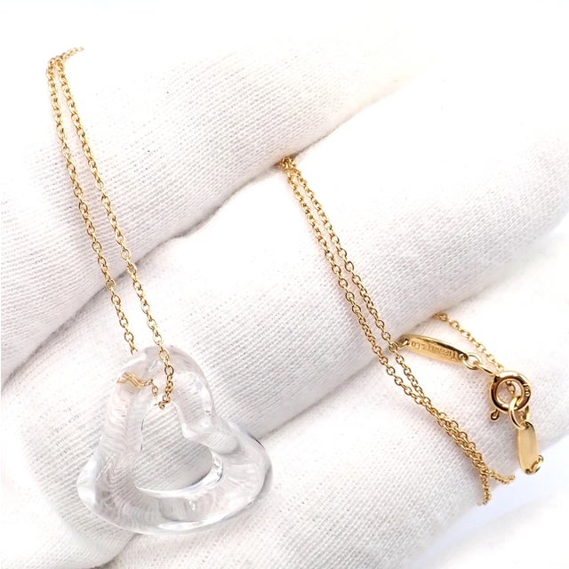 Contemporary Mid 20th Century Tiffany & Co. Peretti Yellow Gold Large Open Heart Rock Crystal Necklace For Sale - Image 3 of 9