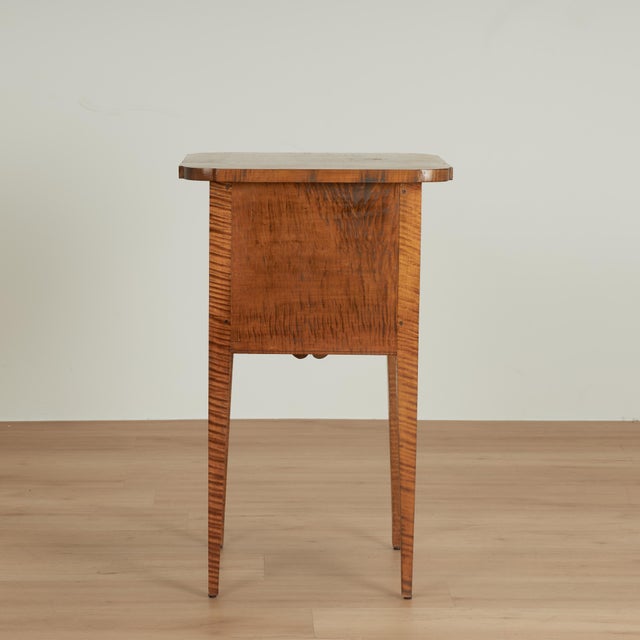 Pair of Antique American Federal Tiger Maple Stands For Sale In West Palm - Image 6 of 18
