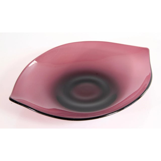 Vintage Amethyst Purple Mid Century Modern Hand Blown Art Glass Bowl For Sale In Providence - Image 6 of 6